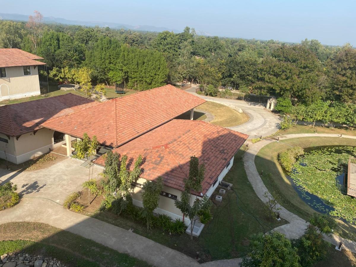 Bhanu The Fern Forest Resort & Spa, Jambughoda Extérieur photo