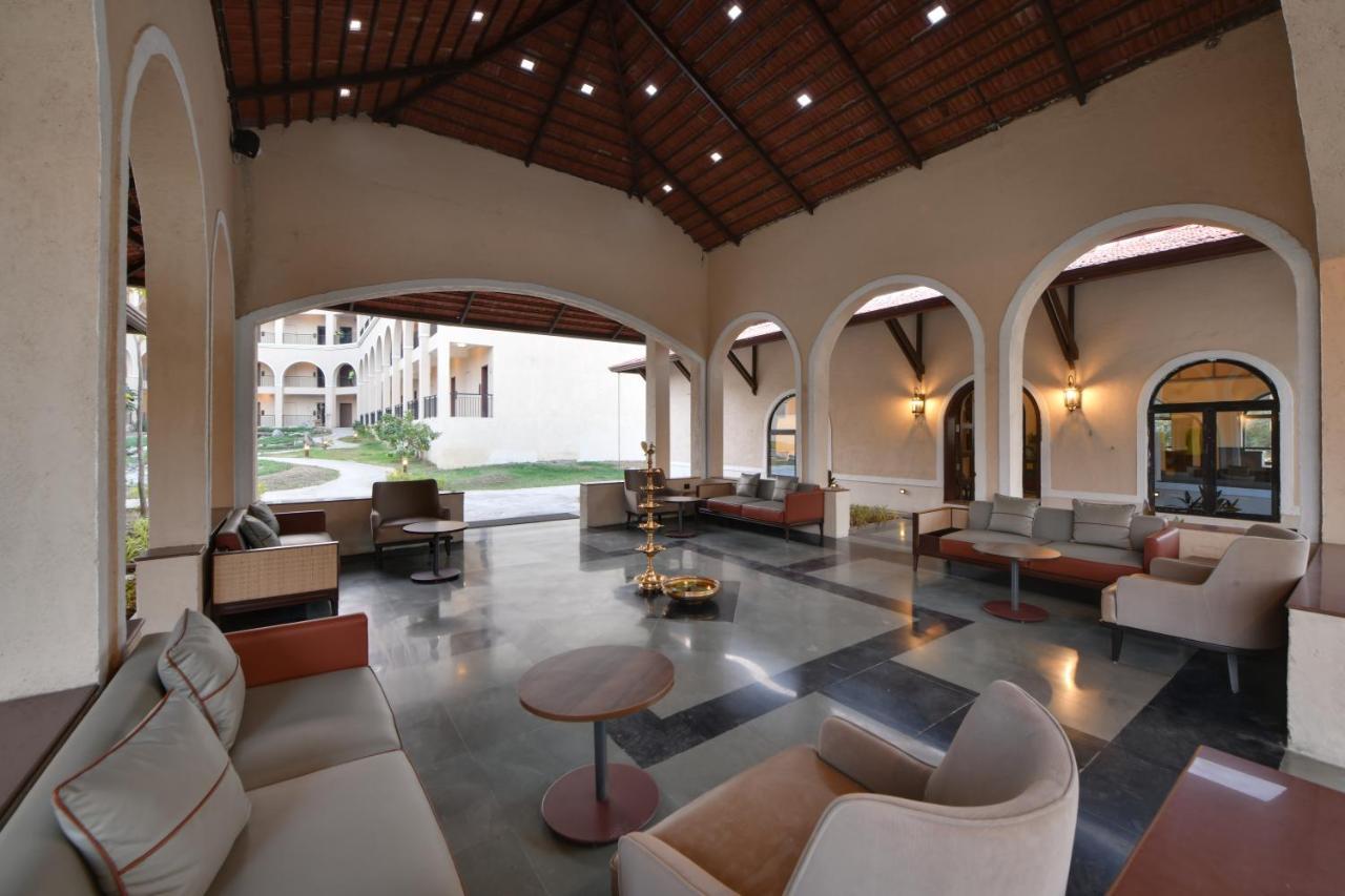 Bhanu The Fern Forest Resort & Spa, Jambughoda Extérieur photo