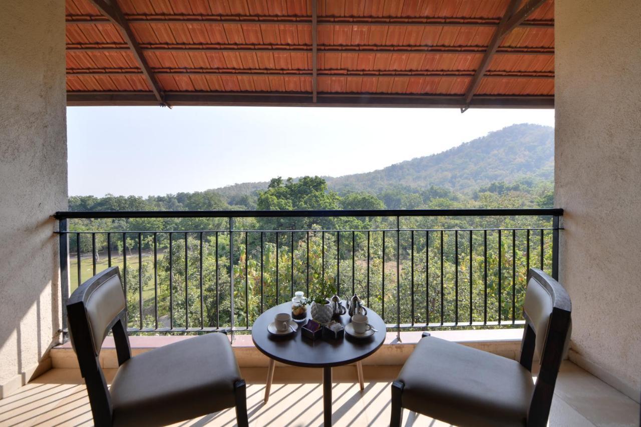 Bhanu The Fern Forest Resort & Spa, Jambughoda Extérieur photo