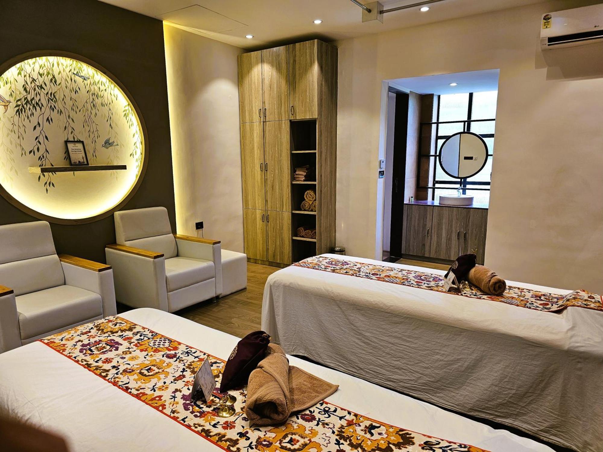 Bhanu The Fern Forest Resort & Spa, Jambughoda Extérieur photo